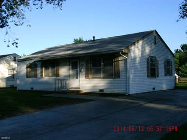 Main picture of 2101 E Mona Ln