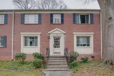 Main picture of 125 Northern Ave