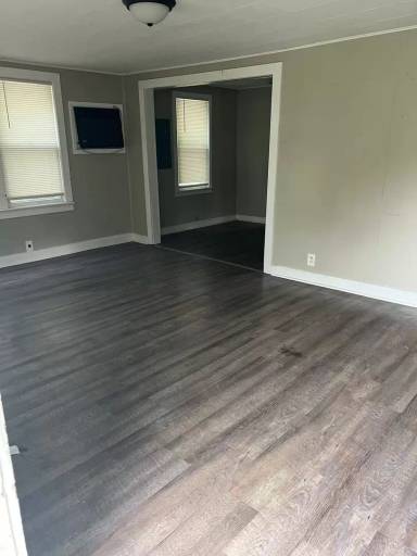 Main picture of 407 Evans Rd