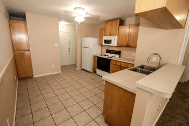 Main picture of 2101 82nd St