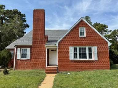 Main picture of 3027 River Rd W