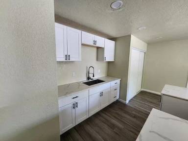 Main picture of 2235 Hearst St