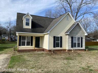 Main picture of 706 Forest Valley Ln
