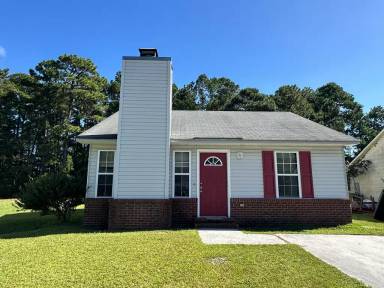 Main picture of 204 Live Oak Ct