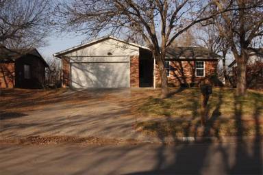 Main picture of 705 W 26th St
