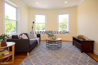 Main picture of 624 Cambridge St