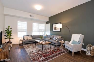 Main picture of The Marke Of Elmhurst