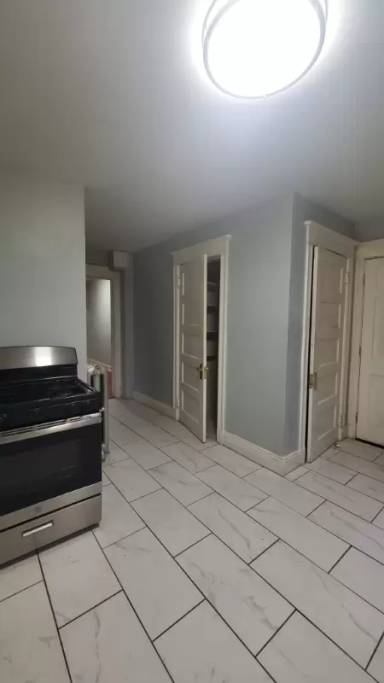 Main picture of 70 Glenwood Ave