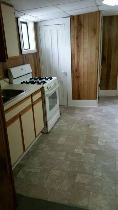 Main picture of 101 E Ellis St