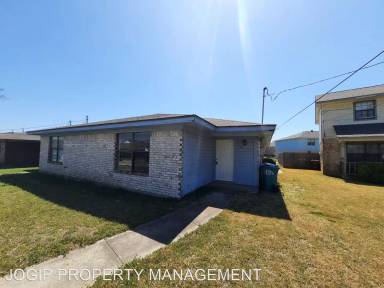 Main picture of 603 Gardenview Cir