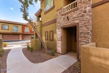 Main picture of Parkside Condominiums