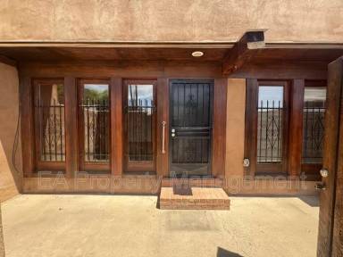 Main picture of 921 Nashville Ave SW