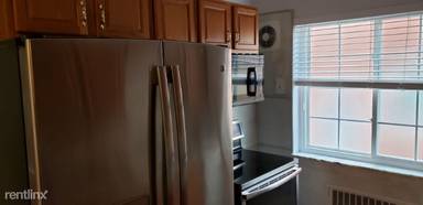 Main picture of 6237 Benneville St