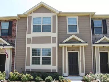 Main picture of 6812 Carrington Ln