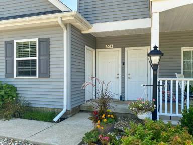 Main picture of 3034 E Stillwater Lndg
