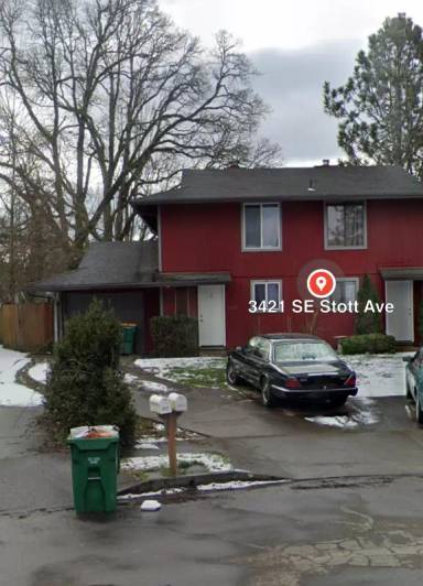Main picture of 3421 SE Stott Cir