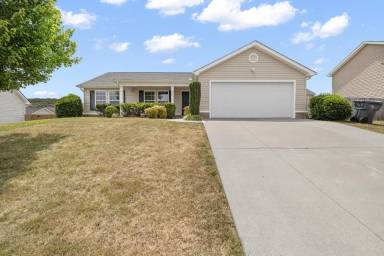 Main picture of 137 May Apple Dr
