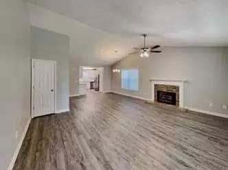 Main picture of 16576 Sultana St