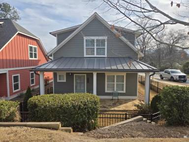 Main picture of 691 Oglethorpe Ave