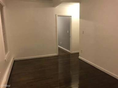 Main picture of 33 Glenarm St