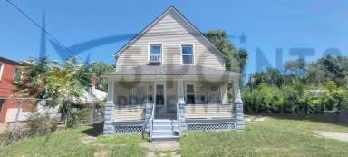 Main picture of 7024 Clark Ave