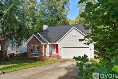 Main picture of 624 Deacon Ridge St