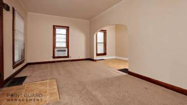 Main picture of 221 S Millwood St