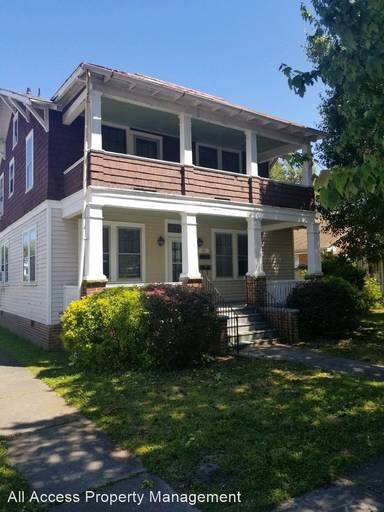 Main picture of 401 Douglas Ave