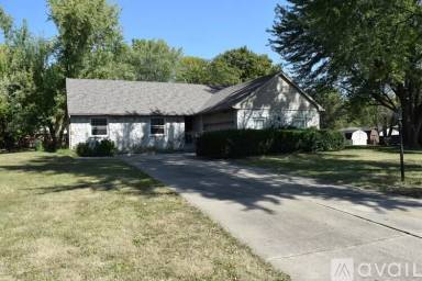 Main picture of 10 Marley Ct