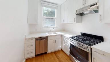 Main picture of 700 Church St