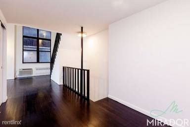 Main picture of True North Flatiron 43