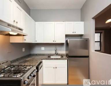 Main picture of 439 W Melrose St