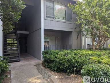 Main picture of 405 Skyview Dr