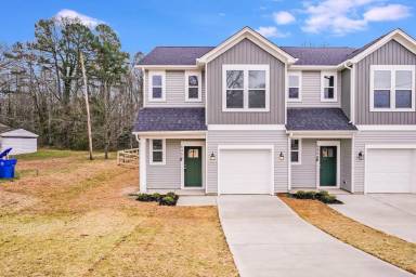 Main picture of 645 Brookwood Dr