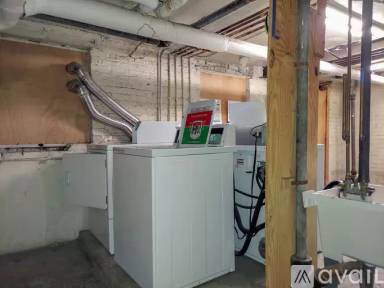 Main picture of 5064 N Wolcott Ave