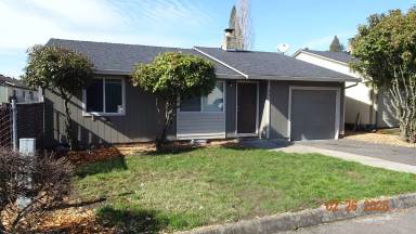 Main picture of 902 NE 21st Ave