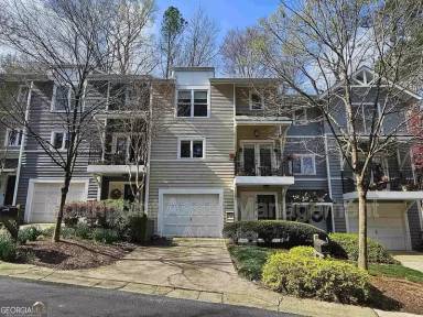 Main picture of 1438 Hillpine Ln NE