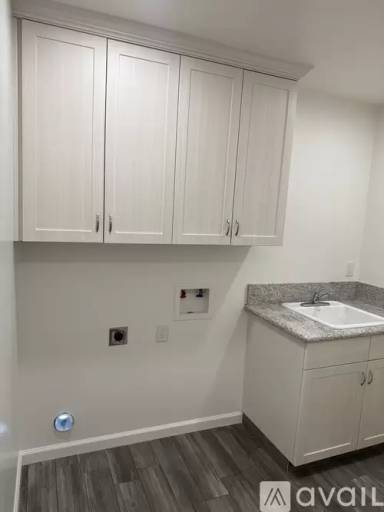 Main picture of 1147 Dewitt Ave