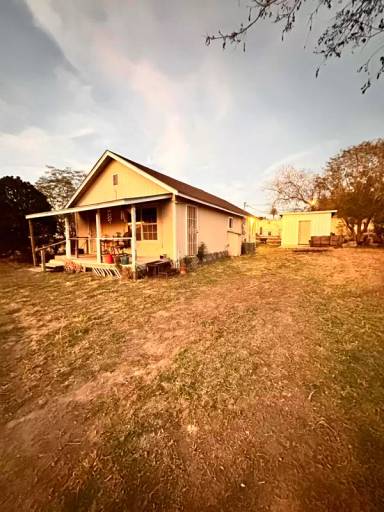 Main picture of 1306 Lincoln St