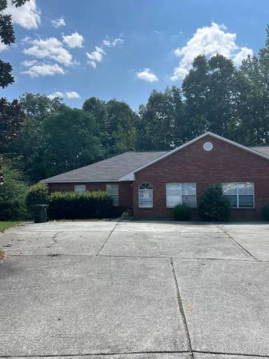 Main picture of 2009 Bluff Ct