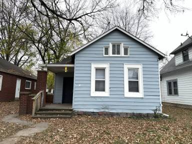 Main picture of 1122 N Dearborn St