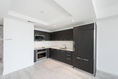 Main picture of Brickell Heights