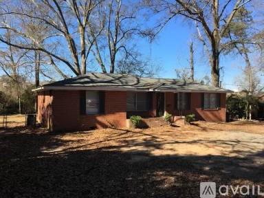 Main picture of 1212 Fairfield Dr