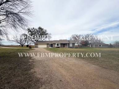 Main picture of 107 Berrys Chapel Rd