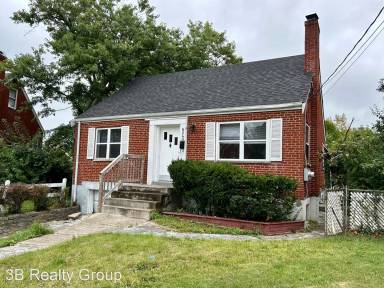 Main picture of 8240 Royal Heights Dr