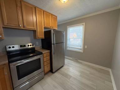 Main picture of 819 Orchard Ave