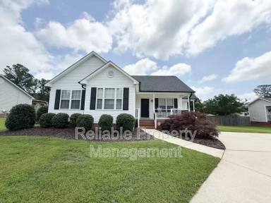 Main picture of 805 S Phillips Pointe Dr