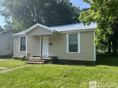 Main picture of 4008 Brady St