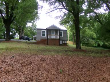 Main picture of 903 Corbin St