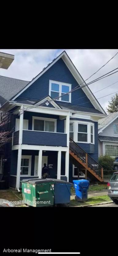 Main picture of 703 30th Ave